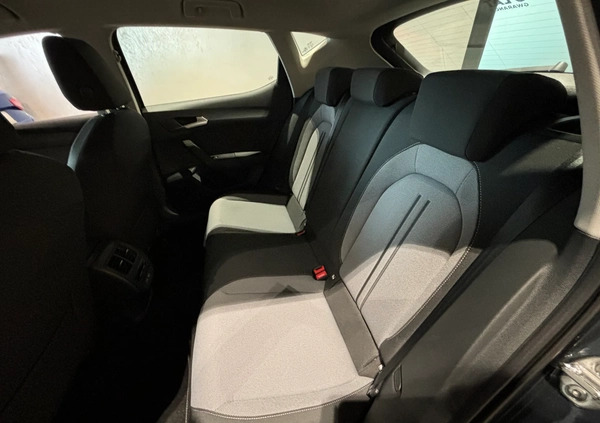 Seat Leon cena 125593 przebieg: 1, rok produkcji 2023 z Chociwel małe 379
